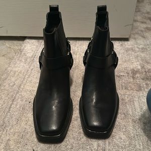 Sam Edelman Bellamie Booties